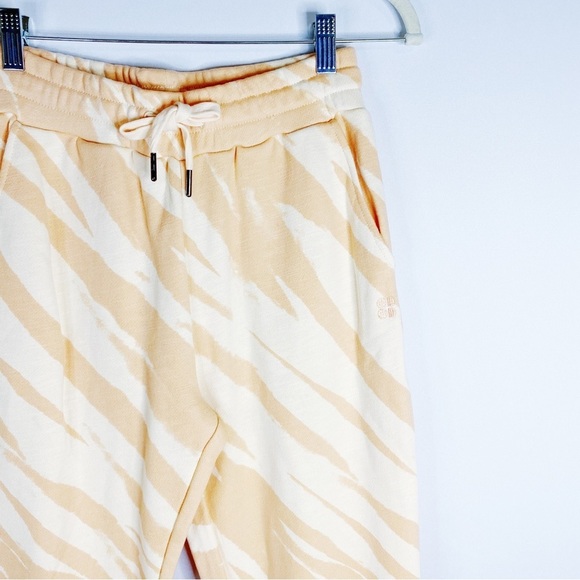 Sweaty Betty - Printed Nectarine Joggers - Picture 3 of 4